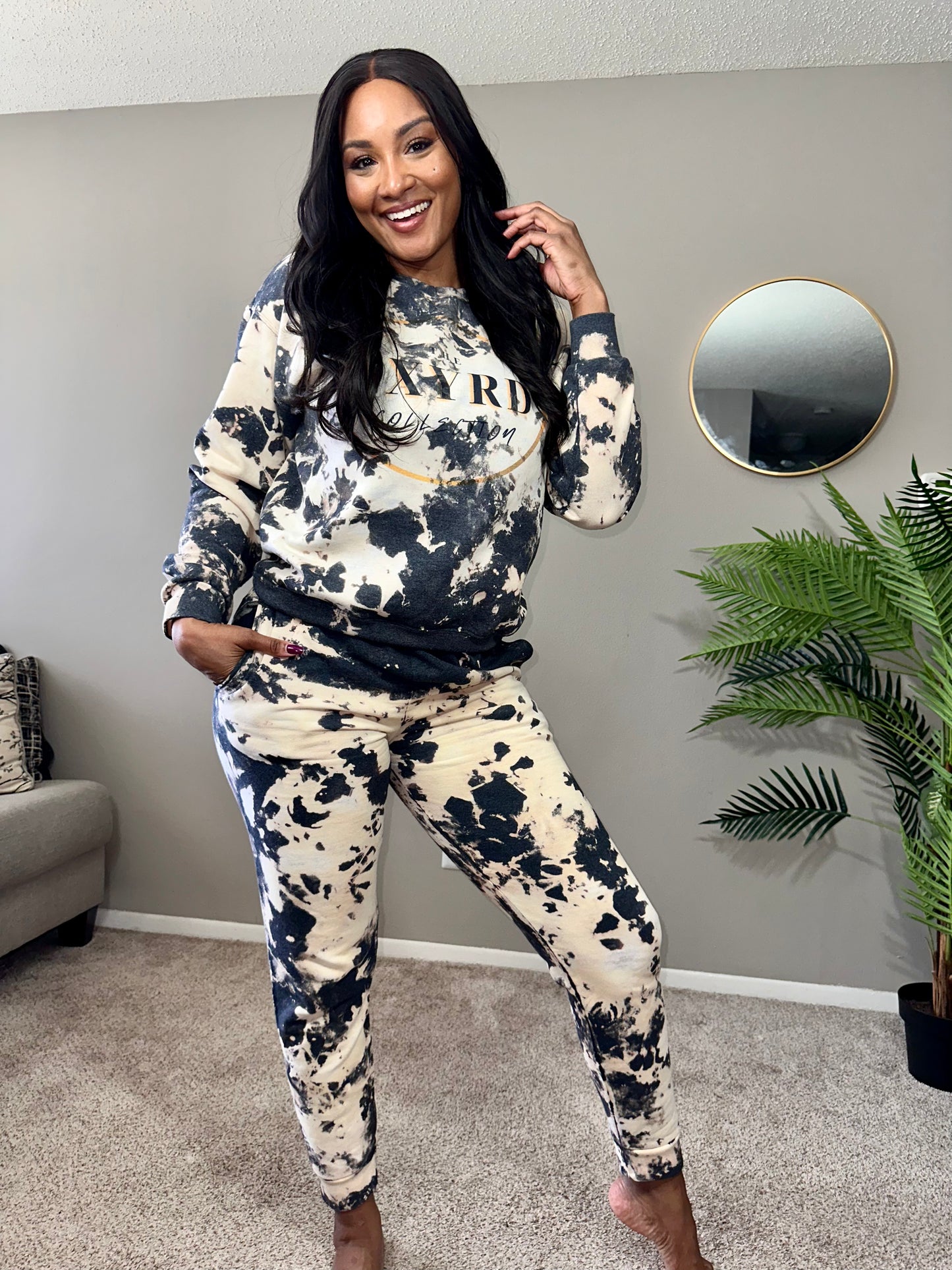 Crewneck Fleece Lined Black & Gold LXYRD Collection Merch