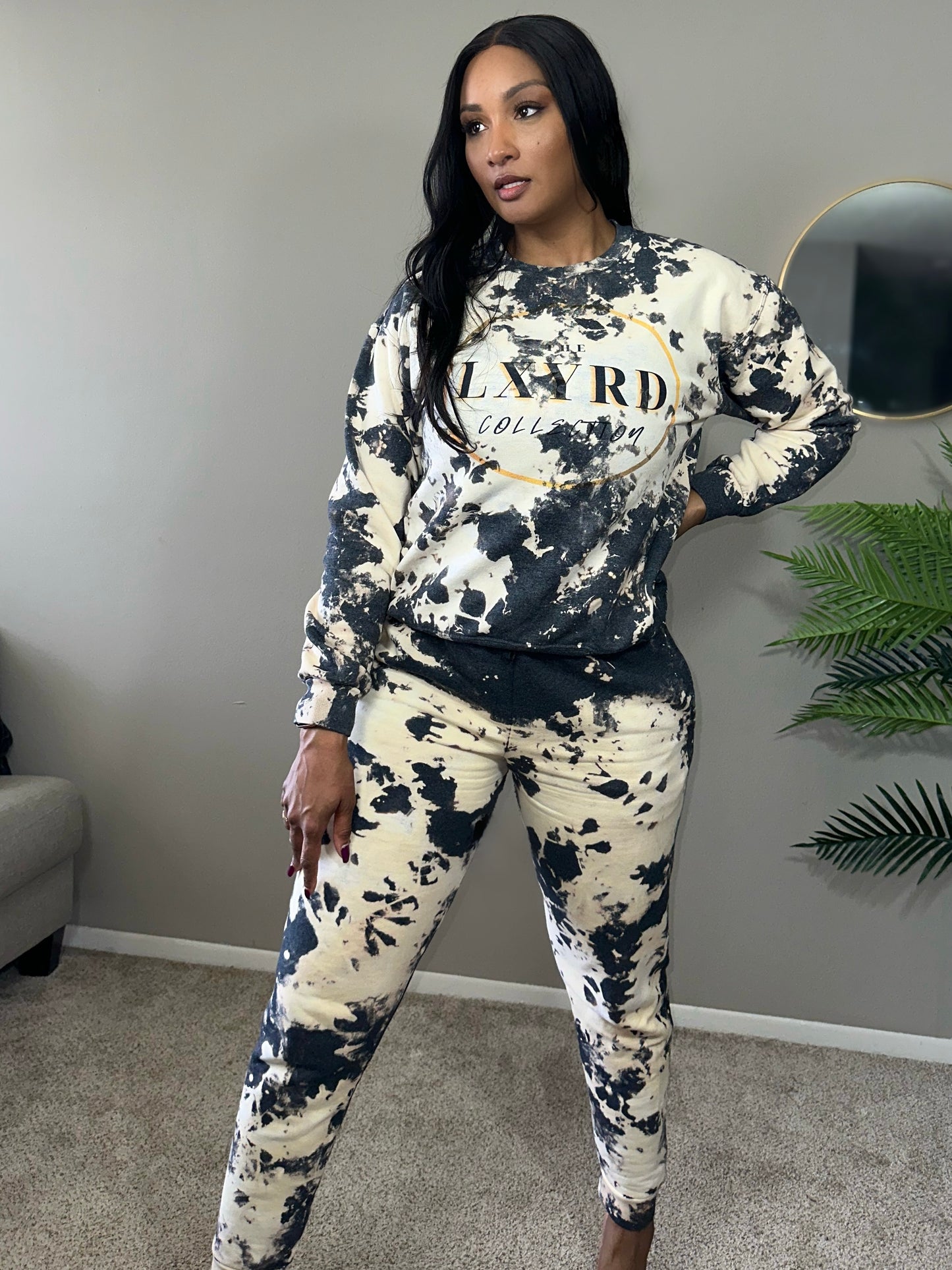 Crewneck Fleece Lined Black & Gold LXYRD Collection Merch